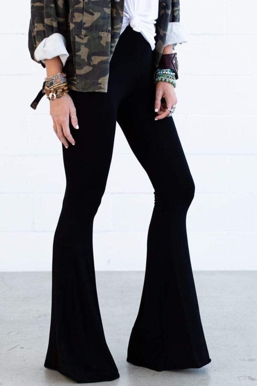 Three Bird Nest Cher Solid Raw Edge Flare Pant Small EUC